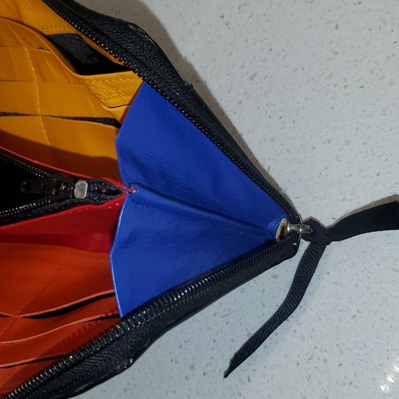 CARLOS FALCHI shiny patent leather wallet - Picture 8 of 10